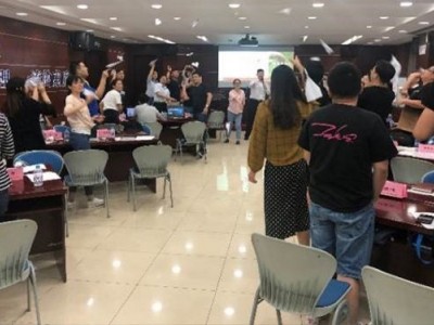 打造企业“网红”直播师4.0