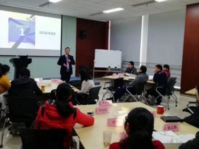 经验萃取与案例开发