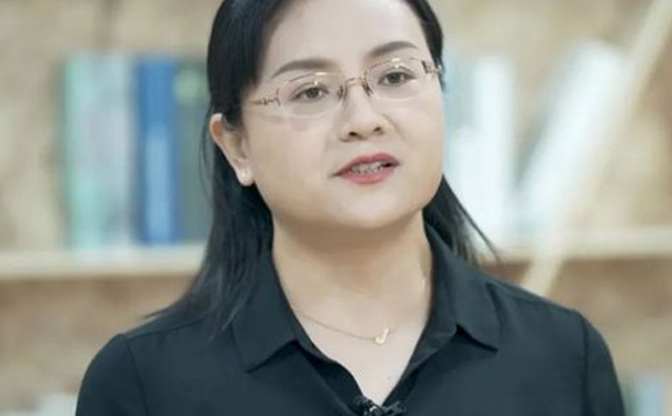 靳卫萍 清华大学社会科学学院经济所副教授