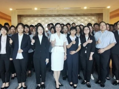 卓越服务 赋能品牌 ——地产物业服务礼仪与沟通应对