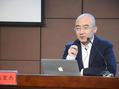 张宏杰
